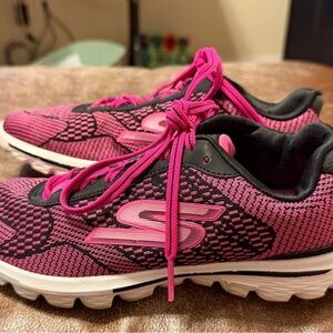 Skechers GOwalk 2 Fuse Comfort Athletic Run Pink/Black Sneaker Women Sz 6.5